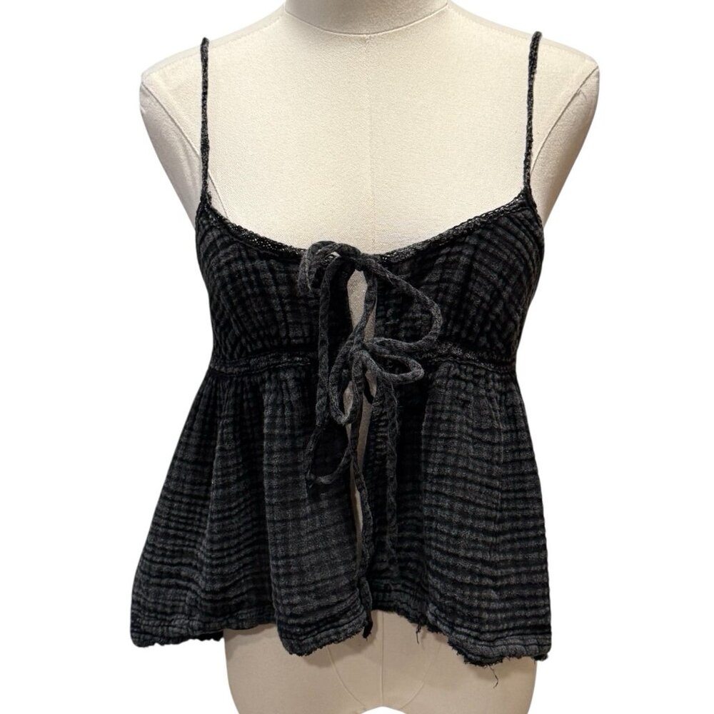 UO Out From Under Mila Gauze Flyaway Babydoll Cami Top Black Women’s Medium - Picture 6 of 14